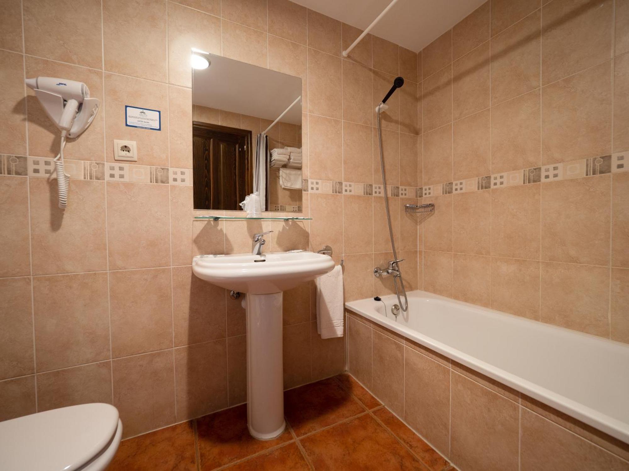 Casa Cambra Guest House Ainsa Bagian luar foto